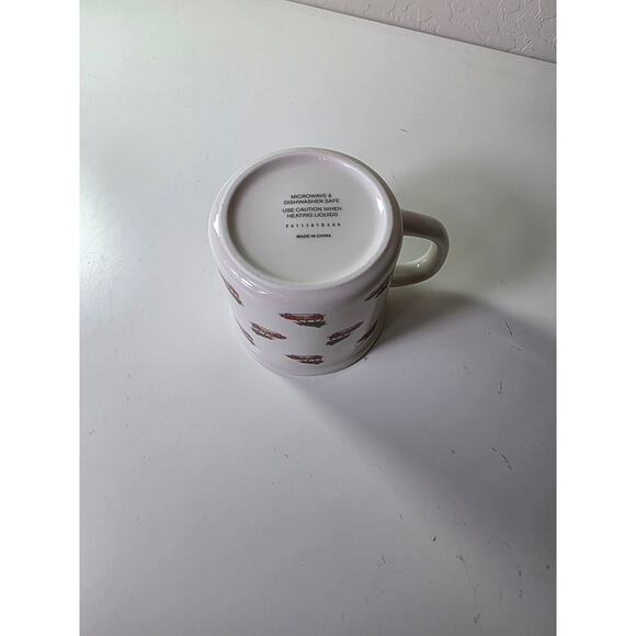 POTTERY BARN White Red Green Christmas Tree Woody Car Glazed Coffee Mug - Picture 7 of 8